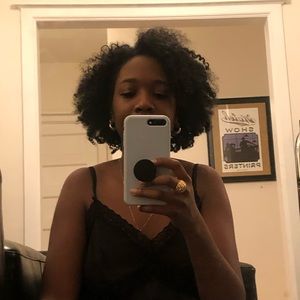 Meet your Posher, Simbi